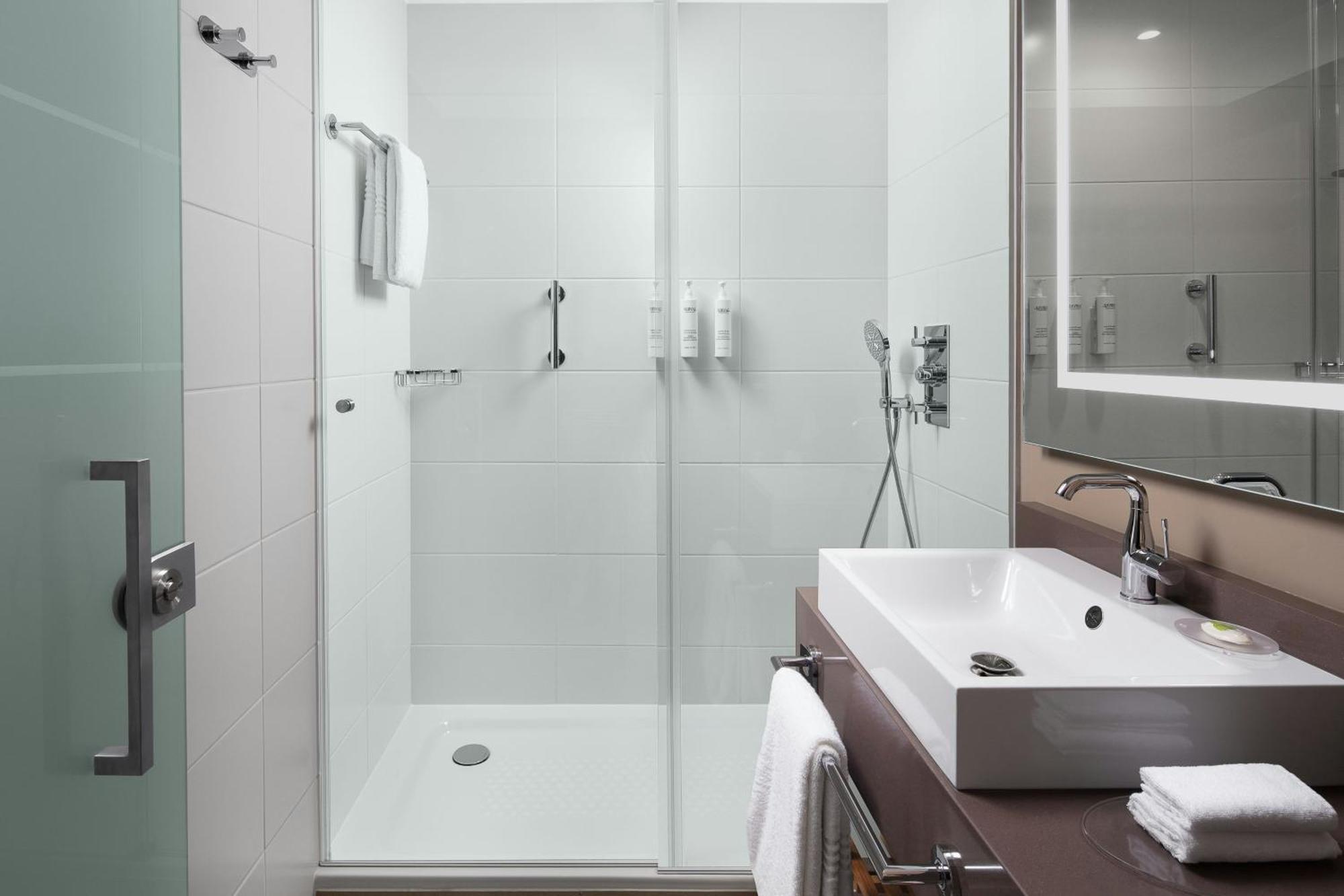 Courtyard By Marriott Paris Porte De Versailles Issy-les-Moulineaux Eksteriør bilde